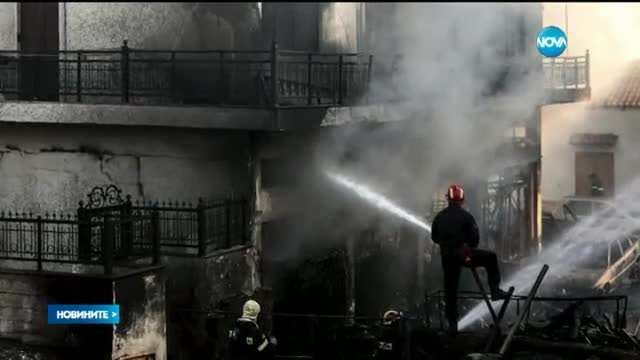 Пожарите в Гърция вземат жертви