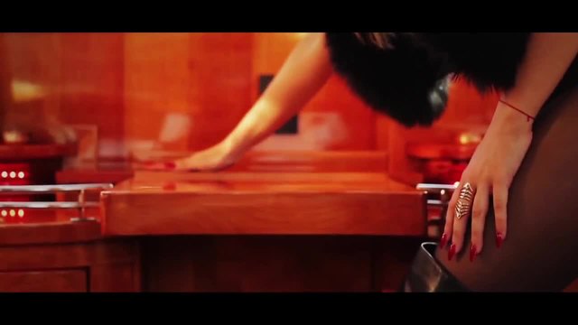 LUNA ft. Mihailo Rajicic - Tropicana ( Official Video 2015 ) HD