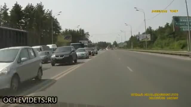 Руски автоджигит с ловък финт се измква от трудна ситуация !