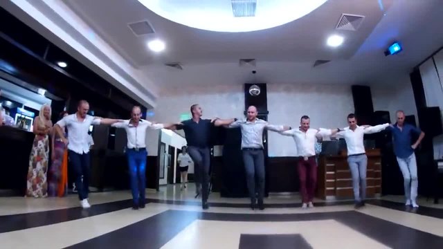 Уникални танцьори от град Враца ! Благодарим Ви за клипа ! Страхотни сте!