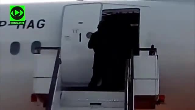 Евакуация на пътниците от полския самолет (ВИДЕО)
