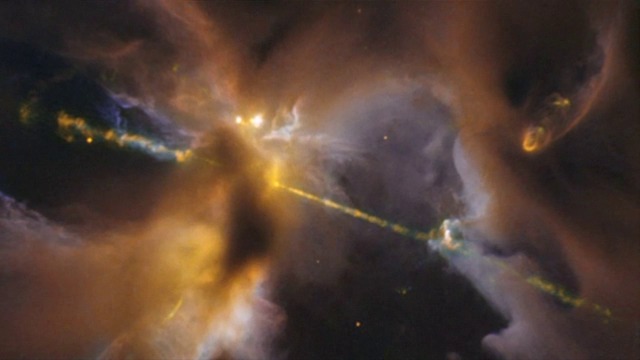 Телескопът „Хъбъл“ засне космически светлинен меч с две остриета