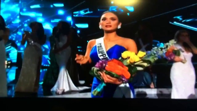 Най-популярното видео в нета! Мис България подкрепя лудо победителката на Мис Вселена 2015!