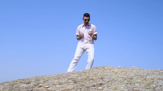 MIK DIM - LJUBAVI MOJA (OFFICIAL 4K VIDEO)- Любов моя!! Превод!!
