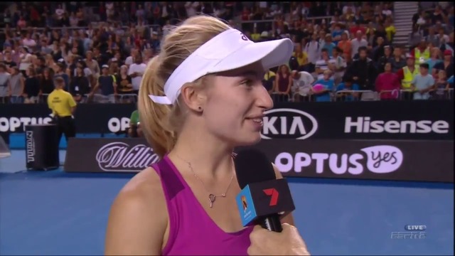 Красива тенисистка избухва с жесток гаф след победа на корта!