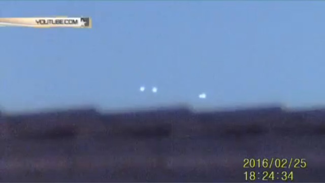 Невиждано: Парад на НЛО над военния обект 51 AFB в Лас Вегас