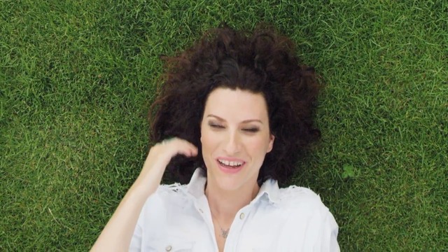 Laura Pausini - Similares ( Official Video )