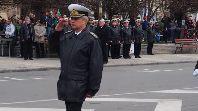 Трети март 2016 г.-Тържествен военен ритуал в центъра на Варна