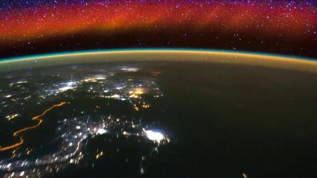 Изумителни кадри на Земята от Космоса (ВИДЕО)
