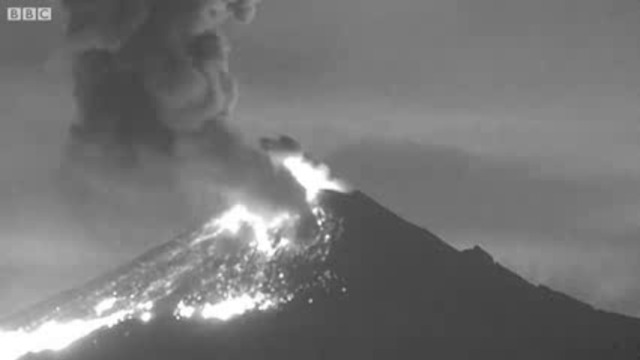 Вулканът Етна / Vulkan Etna Вижте страховито изригване на вулкана Етна! (ВИДЕО)