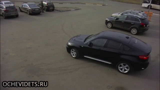 Руски спец показва как се краде луксозен джип В М W за минута !