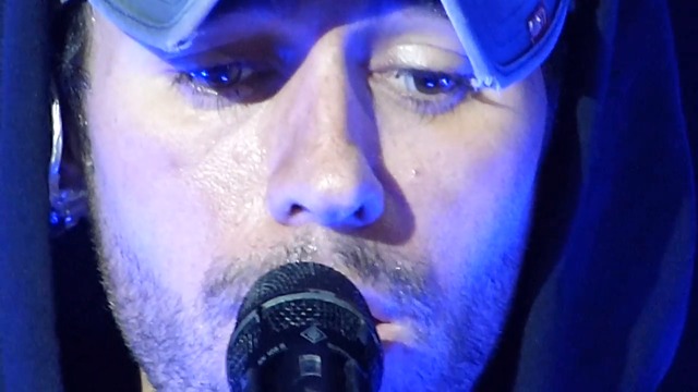 Енрике Иглесиас в Зала "Арена Армеец" 14.05.2014 Enrique Iglesias - HERO - Live 14.05.2016, Sofia