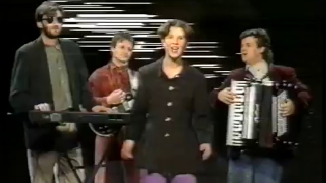 Aleksandra SANDRA Djordjevic - Lagao Me, Lagao (Official Video 1990)