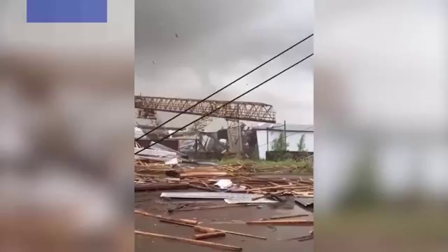Мощно торнадо отнесе цял град в Русия