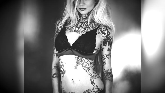 Най-красивите жени-татуировчици по света