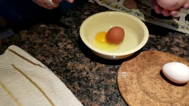 Яйце в яйцето