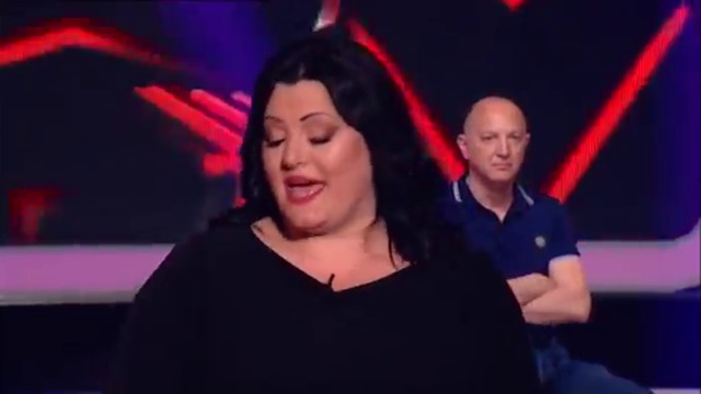 Bojana Barjaktarevic i Dejan Medeni - Volimo se  - (TV Grand 24.04.2018.)