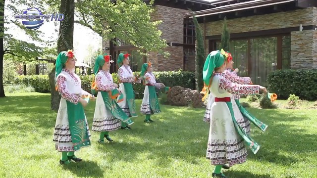 Милко Калайджиев - Сред село на мегдана • 2018