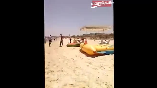 Турист е заснел касапницата на плажа в Тунис!