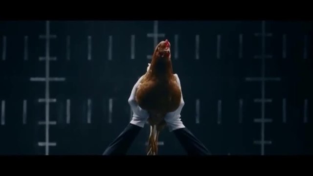 Танцуващи пилета на Mercedes Benz !!! Странна реклама - Magic Body Control