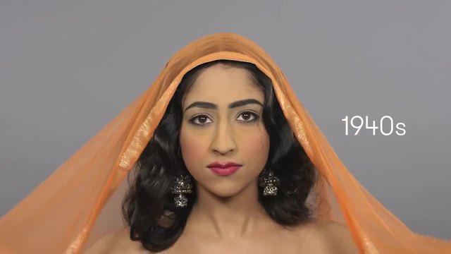 Женската красота от последните 100 години - Индия