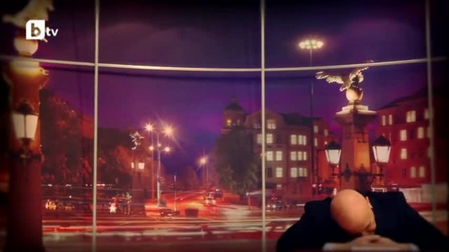 ---По време на реклами 2013 - YouTube