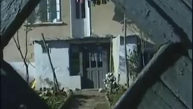 ---НОВИНИ Цигани нападнаха екип на нова телевизия - YouTube