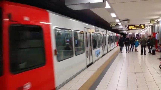 ---Stadtbahn U bahn  Metro Koln - YouTube