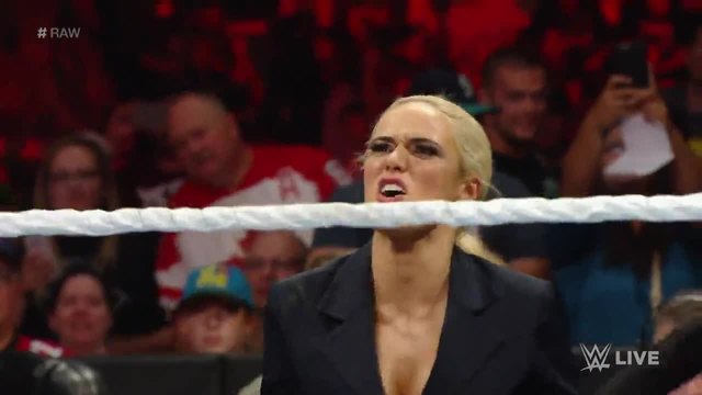 Александър Русев  продължава да мачка а Новата на Русев преби бившата му