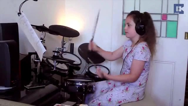 Много умела 8 годишна барабанистка е доста добра