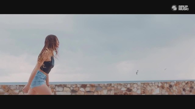 Djerem - Never Look Back (Official Video)