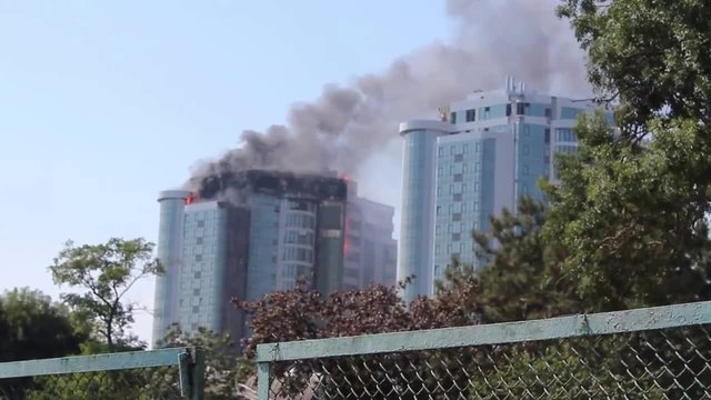 Горя Пожар в 22 етажна сграда в Одеса 29.08.2015 г.