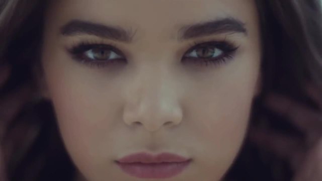 Hailee Steinfeld - Love Myself (radio edit fullscreen)2015