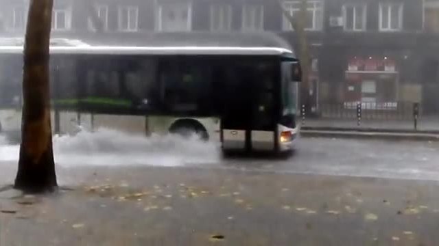 Пловдив стана Венеция след пороен дъжд - Наводнение в Пловдив 12 септември 2015 (ВИДЕО)
