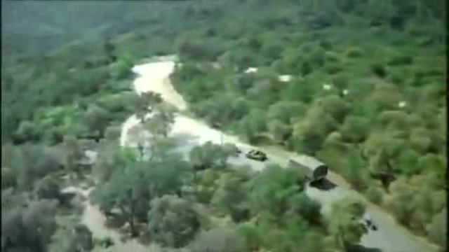 Полицаят и полицайките (1982) - 1