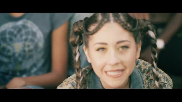 Nicole Cherry feat Mohombi - Vive la vida ( Official Video ) 2015