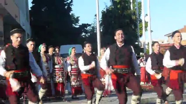 Български народни танци в Равда 2015