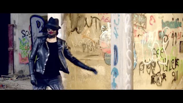 Ελένη Χατζίδου - Τώρα Μπορώ - Eleni Xatzidou - Tora Mporo -???/ Official Video Clip 2015--2016.