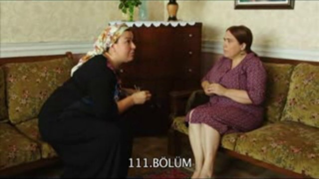 Двете лица на Истанбул / 26.11.2015 - Епизод 111 - Цял Епизод с бг аудио