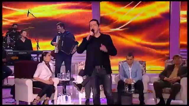Jasar Ahmedovski - Ljubis li nekog radi utehe  ( TV Grand 10.12. 2015 .)