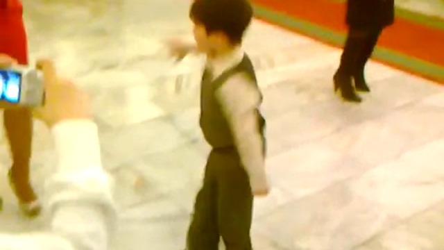 Невероятен малък танцьор-Който го може- го може ;)