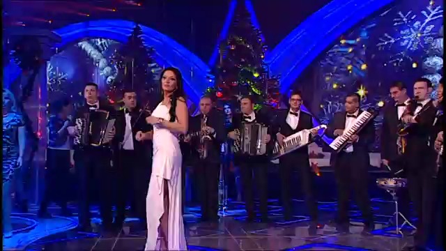 Goca Bozinovska - Bio si moja svetlost moja tama  ( TV Grand 01.01.2016.)