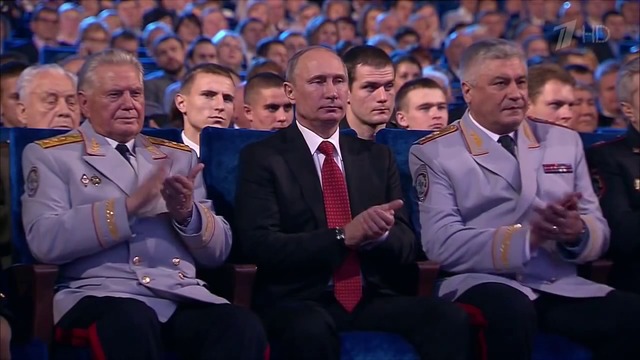 Денис Майданов - Флаг моего государства (Live 10 11 2013)