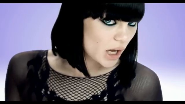 Jessie J  ft. B.o.B - Price Tag (Official Video)