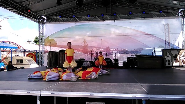 Мажоретки - 11.05.2016 - Ден на Шумен