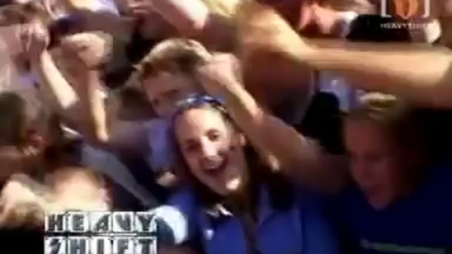 Drowning Pool - Bodies (Live MT Gambier 2002)