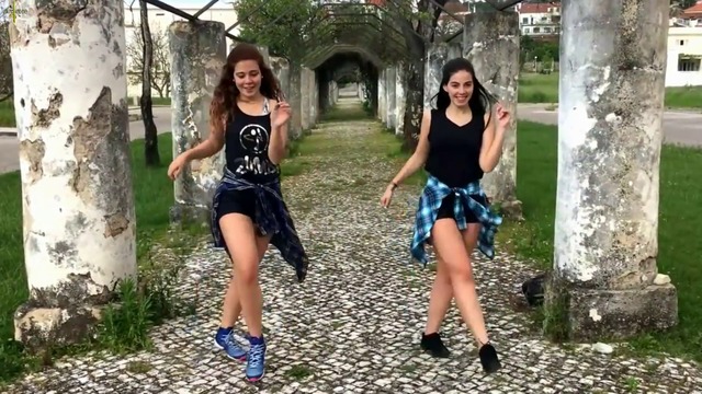 Duele El Corazon - Enrique Iglesias ft Wisin- Zumba (Carolina e Laura)2016