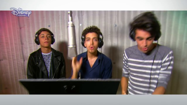 Аз съм по средата - I wanna get stuck with you - започва на 10 септември във 10:00 ч. по Disney Channel