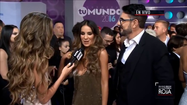 E online PREMIOS TU MUNDO 2016 Miguel Varoni y Catherine Siachoque