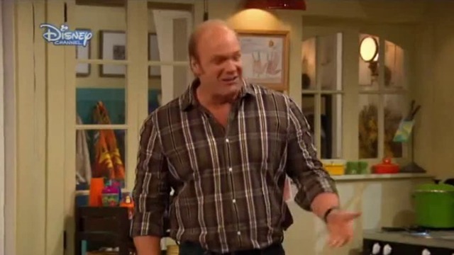 Късмет Чарли Бг Аудио 09.10.2015 Цял Епизод